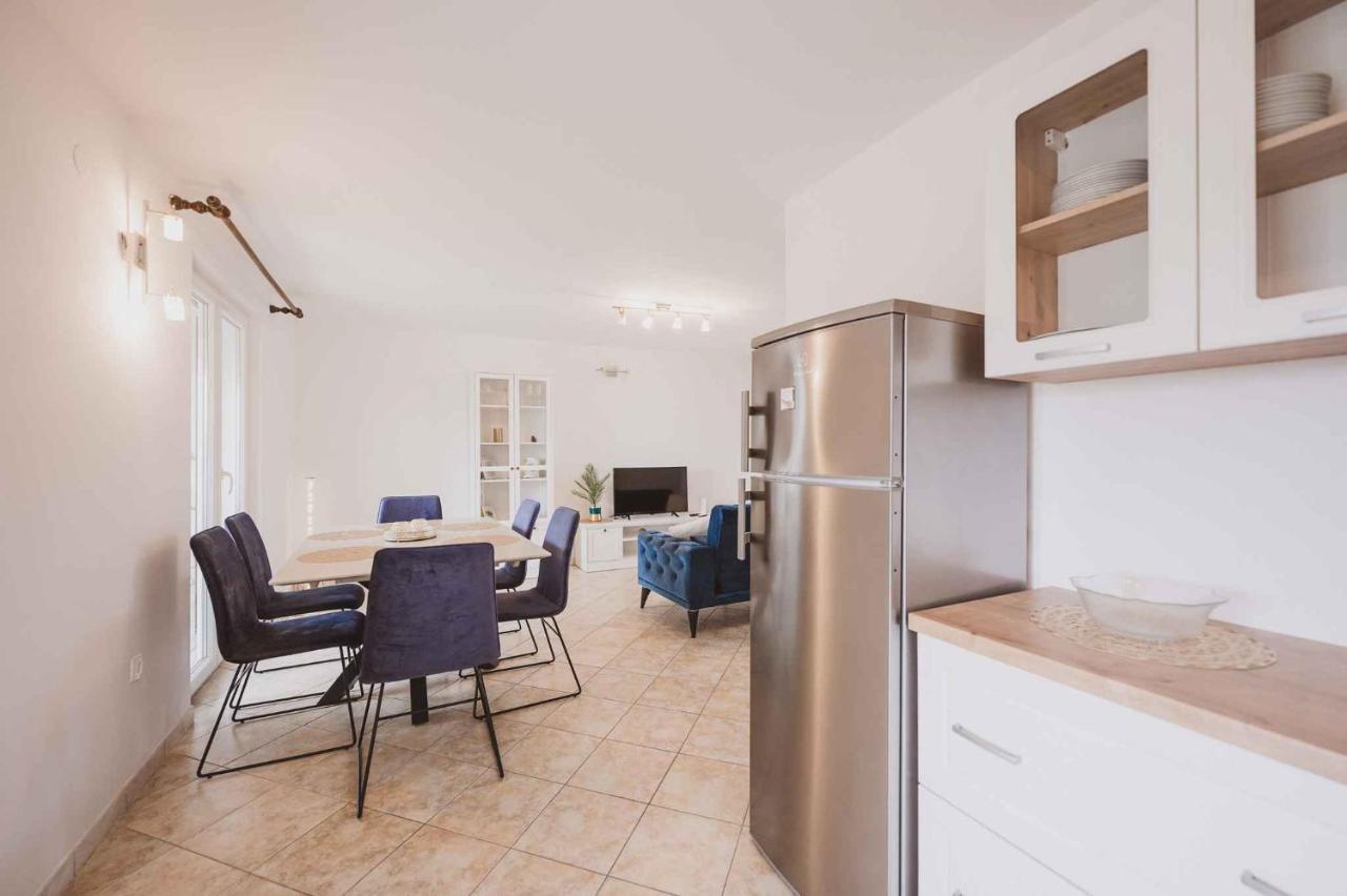 Holiday Home In Klimno - Insel Krk 42238 ภายนอก รูปภาพ